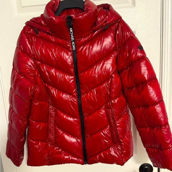 MICHAEL Michael Kors Jackets & Blazers - MICHAEL KORS HOODED DOWN PUFFER COAT. BN